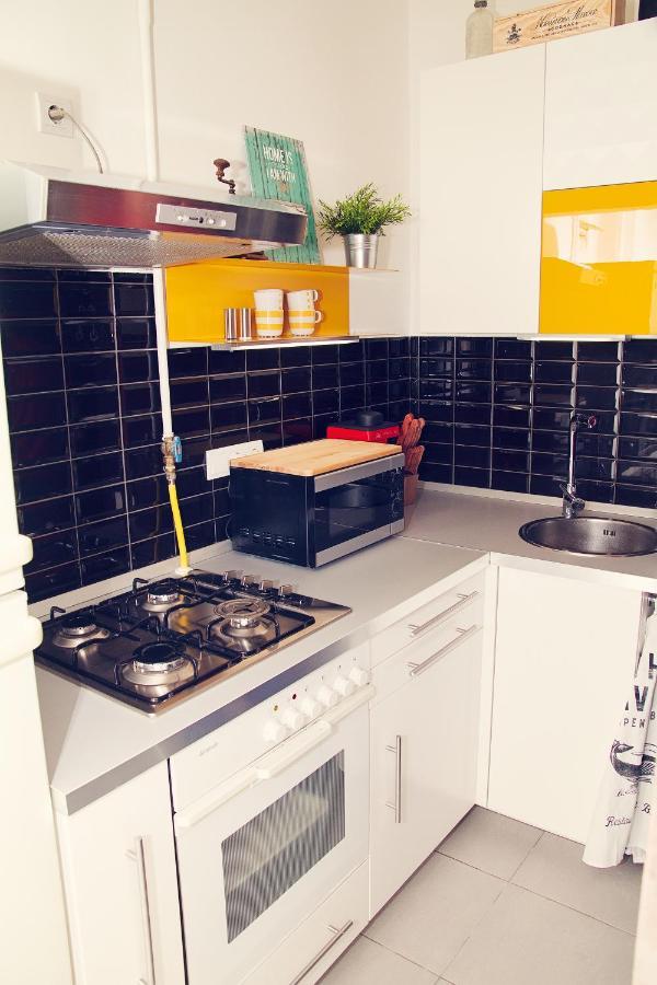 Trendy & Cozy Apartment At Heroes' Square Budapest Bagian luar foto